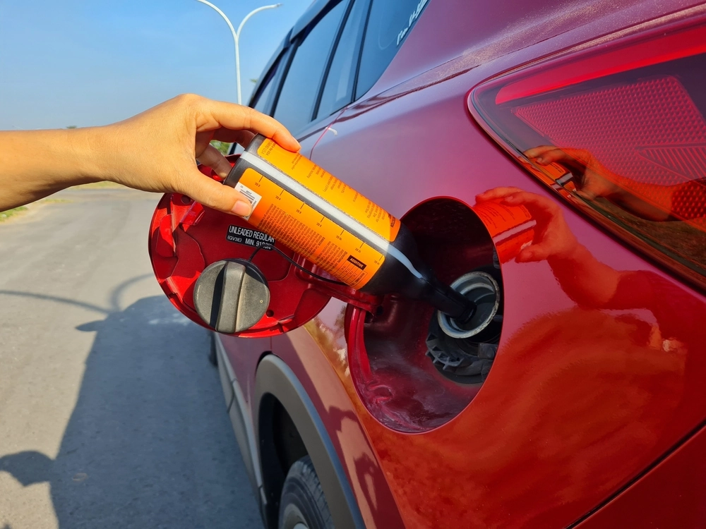 The Benefits and Drawbacks of Fuel Additives for Your Car